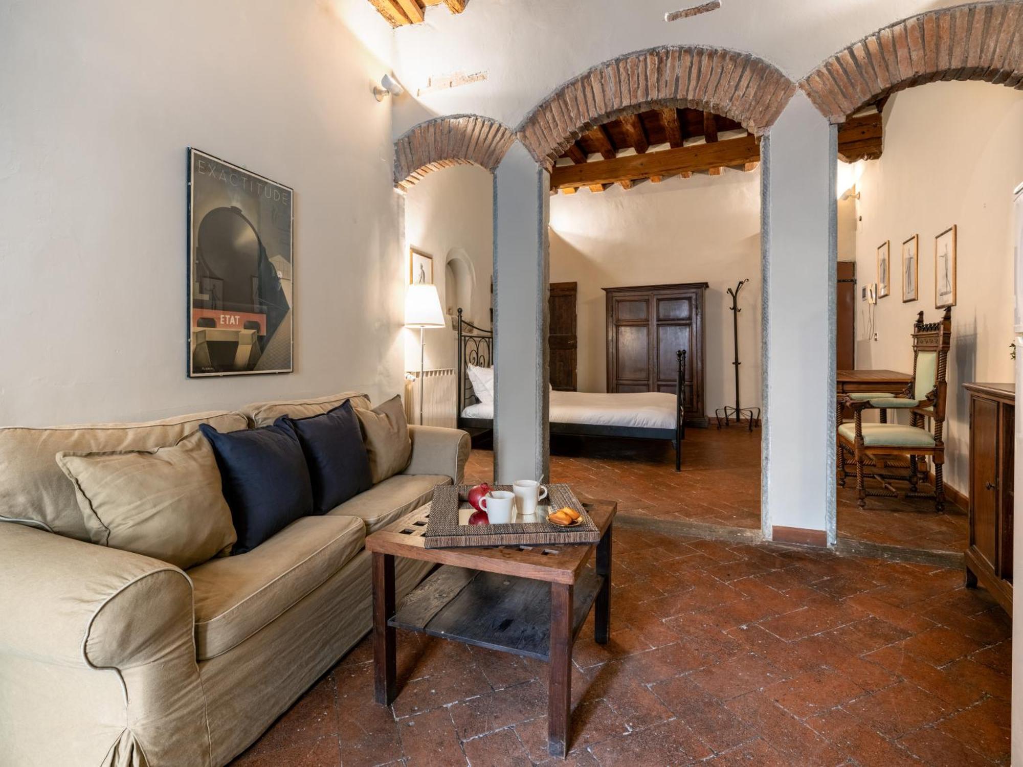 Santa Croce Junior Suite - Dolcevita Holiday Firenze Bagian luar foto
