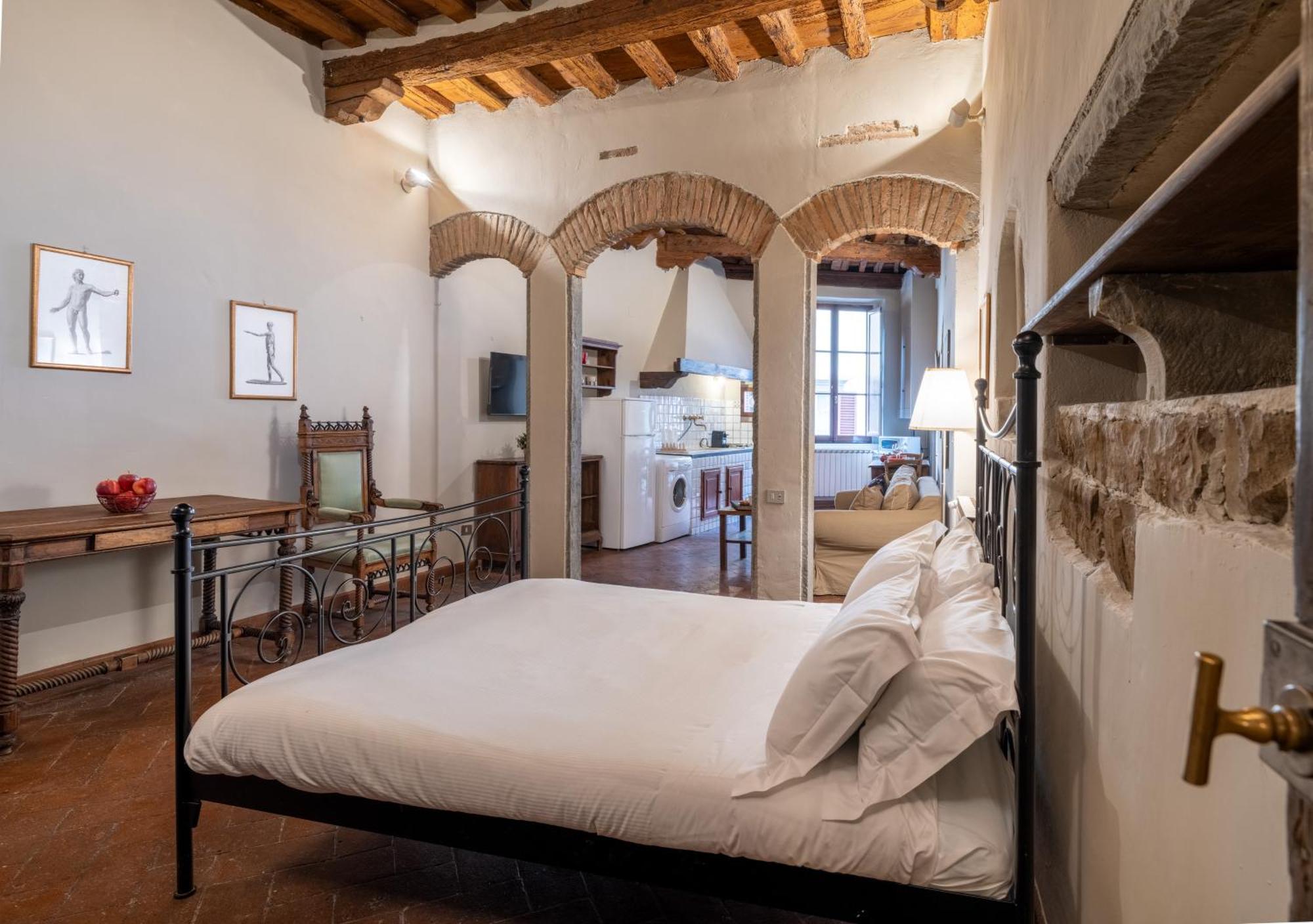 Santa Croce Junior Suite - Dolcevita Holiday Firenze Bagian luar foto
